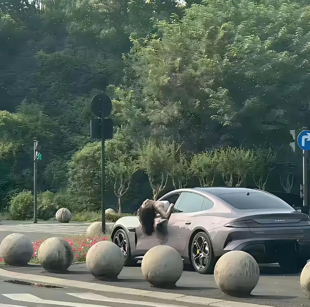 买个小米苏七不用这么高调吧