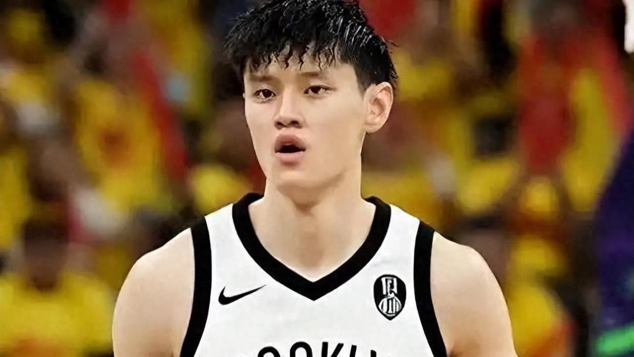 曾凡博签E10！9月底争双向，10月底定结果