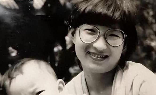 陕西一女子1988年丢了儿子，为了找娃，她跟丈夫离了婚。32年后，她终于在四川找