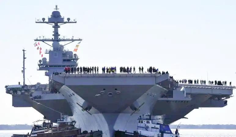 全世界只有我国能造12万吨核动力航母，美国的也不行。
美国最大的航母福特级按照公