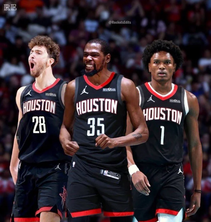 记者火箭自媒体Rockets Nation France发推特报道，晒出新火箭三