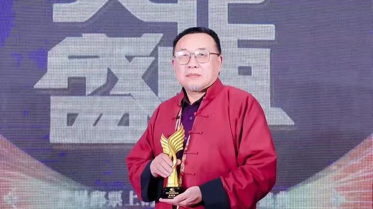【以吾辈之笔·书盛世华章】当代名家——黄修林