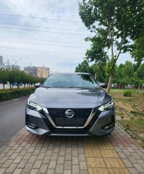 这算是用命换来的教训吧。如果是5个大老爷们，千万不要挤在一辆小排量的汽车上。
上
