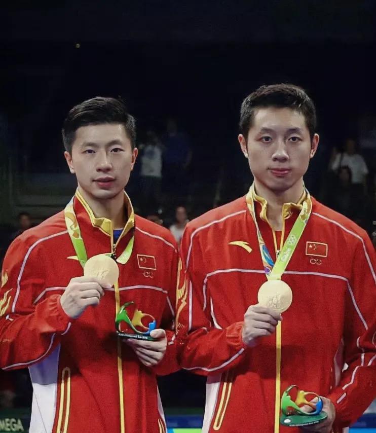 洛杉矶奥运会取消了乒乓球团体
现役运动员们可能会欣喜若狂
但最难受最遗憾的，可能