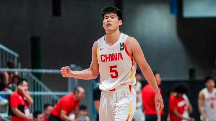 U19男篮81-77胜喀麦隆