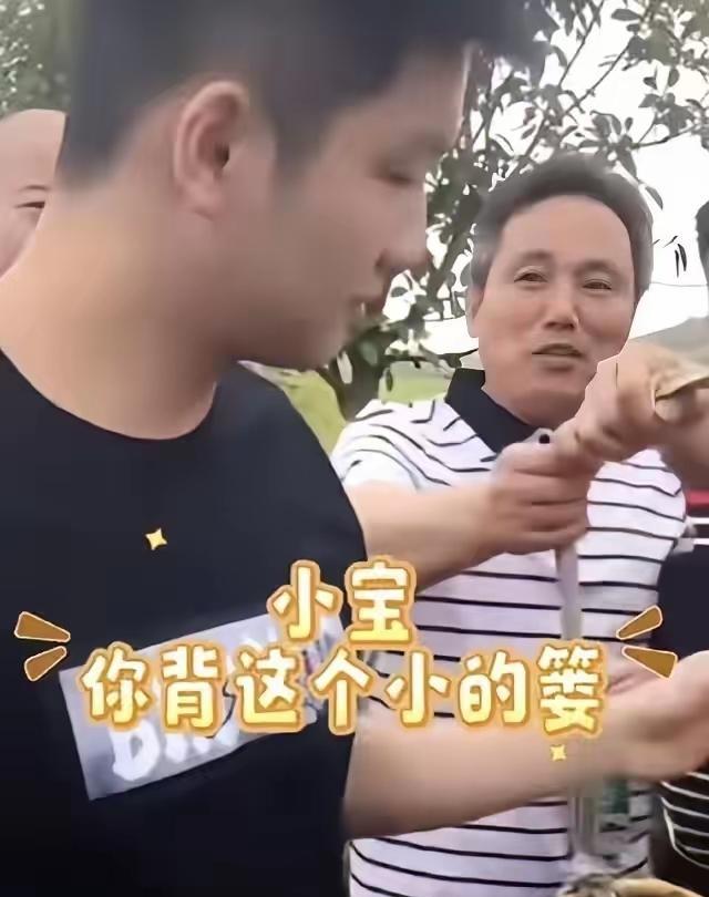除了“小胖”“胖”“咚咚大王”，才发现樊振东还有一个昵称。
这个昵称是家人专属哦