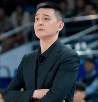 辽宁男篮遭遇12年来首次四连败。辽宁男篮不敌上海男篮遭遇4连败，这是辽宁男篮自2