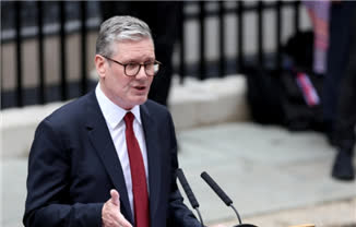 【英国宣称要建12艘核潜艇应对俄罗斯威胁】英国首相斯塔默当地时间6月2日发布英国
