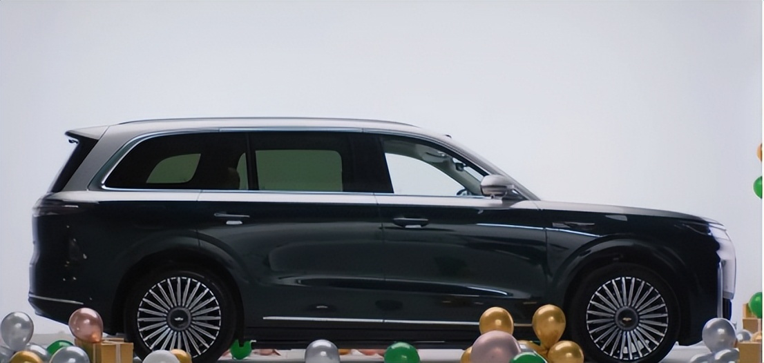 春节全家出行，就坐移动的超舒适大六座风云T11