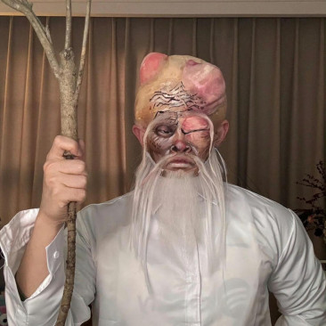 比较好奇它的头是用什么做的！