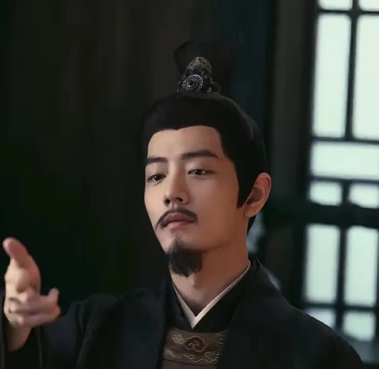 肖战被骂势利和不懂感恩，你们觉得，他冤吗？

肖战，不愧是内娱的顶流，不过改