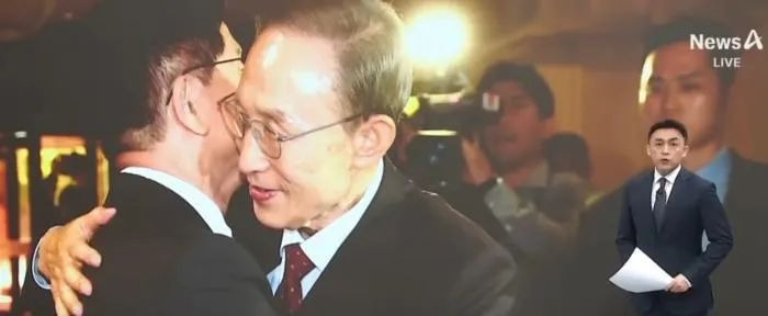 前总统们为金文洙加油打气











天呐！韩国政坛这是要变天吗？两位