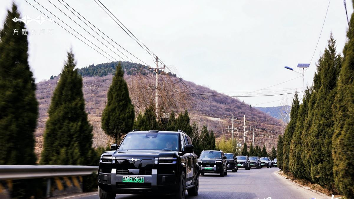 方程豹钛7实测：这台方盒子 SUV 竟然藏着这么多惊喜！