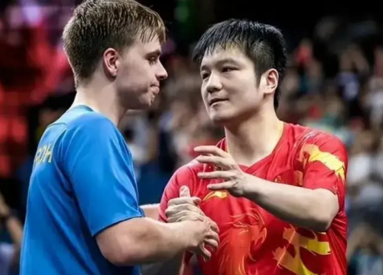 樊振东去德国打球的好处
1，这是王励勤放他高飞，不用在WTT系统中强行内耗，减少