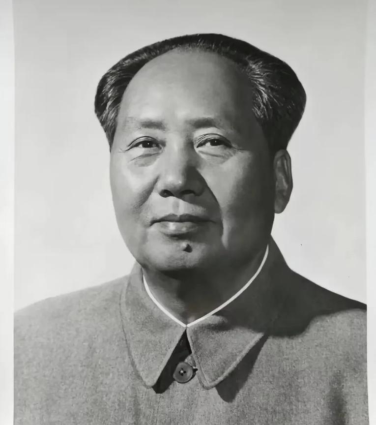没有人见到主席不缅怀，没有人看到伟人不致敬，停留5秒观看，为伟人献上一朵花花[送