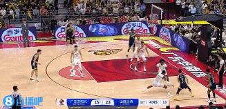 今晚广东男篮与山西男篮迎来系列赛第三场较量，已经连输两场的广东男篮如果此役再次失