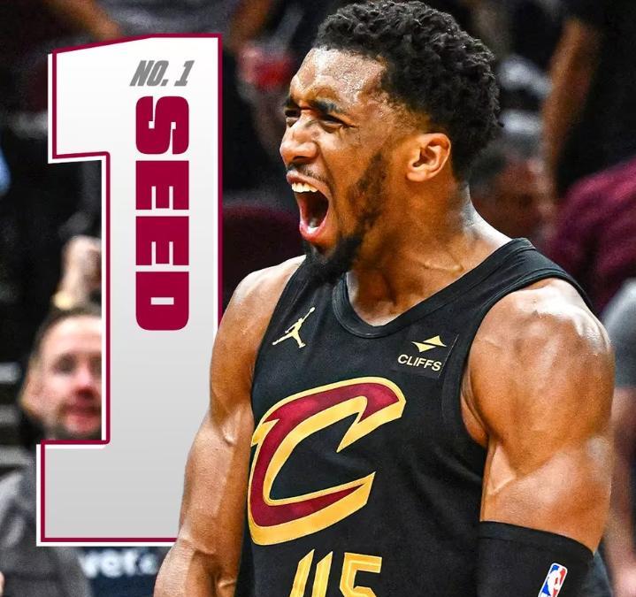 #篮球#
2025年4月9日，NBA常规赛中骑士队以135-113大胜公牛，战绩