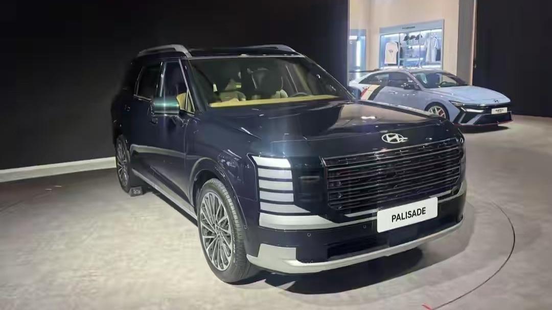 2025成都车展：全新现代帕里斯帝，配2.5T混动系统，即将开启预售