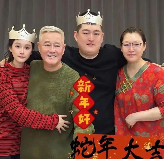 2020年，赵本山的妻子马丽娟说，她和赵本山结婚二十多年，一直都是各过各的，在赵
