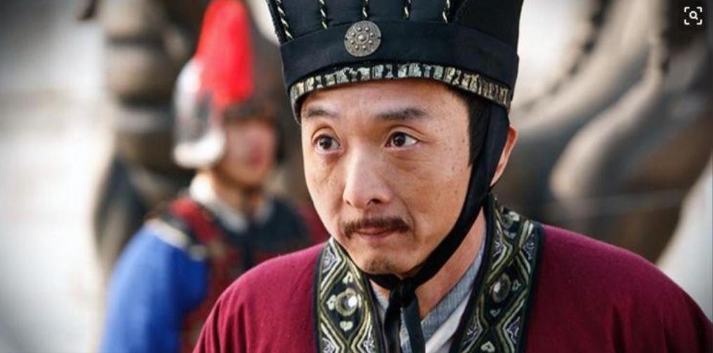 皇帝为羞辱宰相，将50岁奶妈嫁给他做正室夫人，结婚当夜他激动得浑身颤抖，高呼万岁