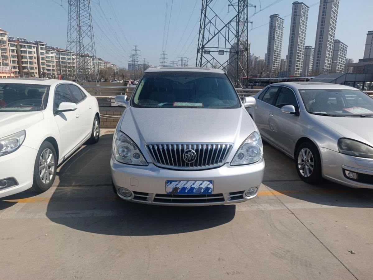 如果有一个行业口碑最差排行榜，在保险、装修、二手车，小额贷款、拼多多砍一刀这几个
