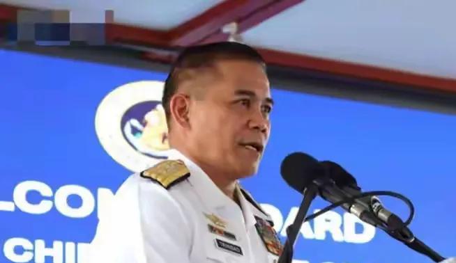 南海局势持续紧张，中菲围绕岛礁主权摩擦不断，美国介入加剧地区对抗。
起因：菲律宾