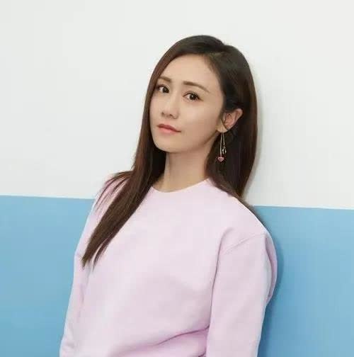 刘芸结婚多年，钱仍然归妈妈管。李湘就问她:“你都结婚了，有自己的家庭了，为什么还