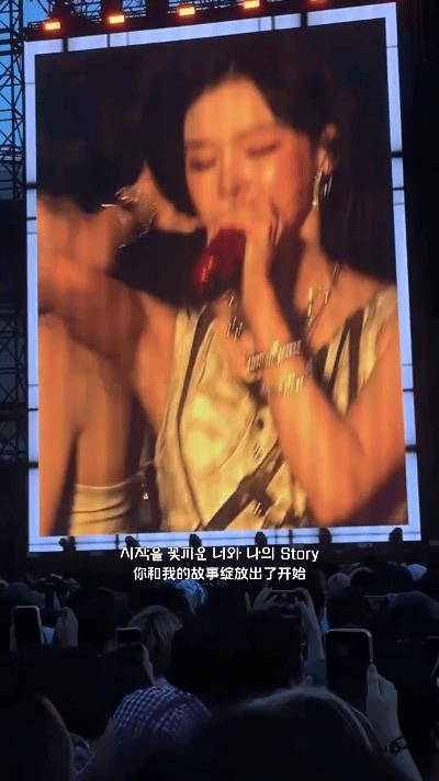 《救命！aespa音乐节现场炸了，宁艺卓这操作直接让我手机摔地上了！》
