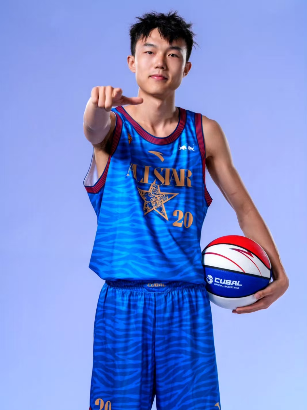 华侨大学双加时苦战掀翻清华大学，张高铭19分10板，明日继续挑战北大