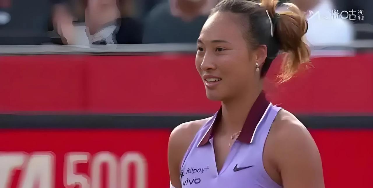 郑钦文难敌拉杜卡努
北京时间6月13日凌晨，2025年WTA500伦敦女王杯，头