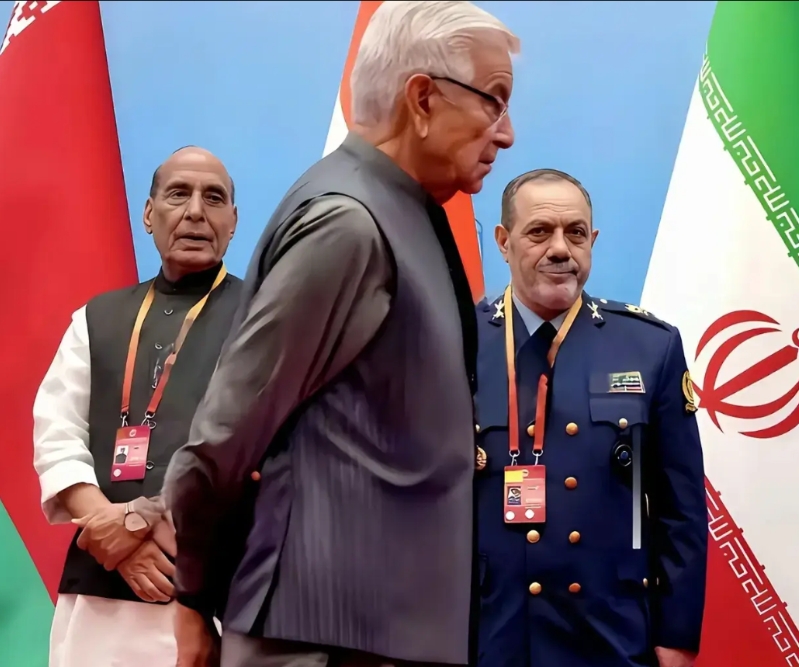 印度这个国家，没有打痛他两次，他是绝对不会消停滴。
印巴五七空战，巴基斯坦使用歼