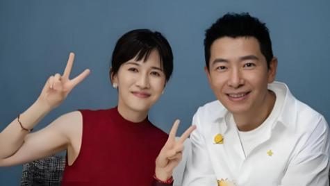 54岁戴军自曝“翻红”！李静盖章真火了，网友：老艺人真的太有梗