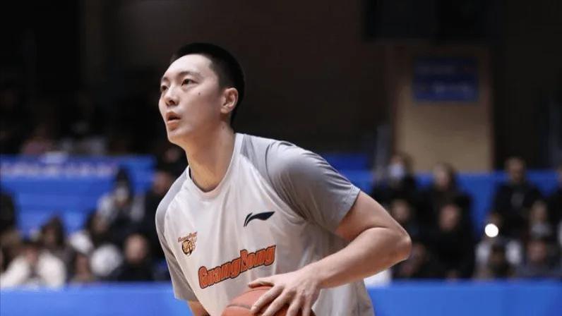 小猫抢镜+28分大胜，广东队送对手17连败，3号醒了2号却迷失了