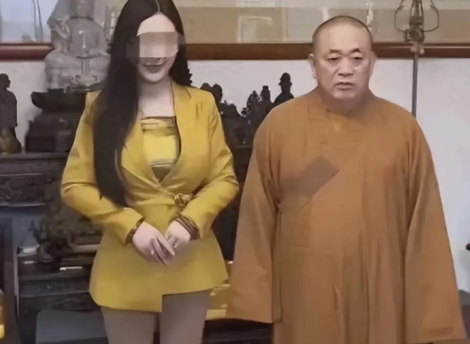 “他贪污了多少钱可以不公开，和多少女星有关系也可以不公开，但他补肾的方子必须公开