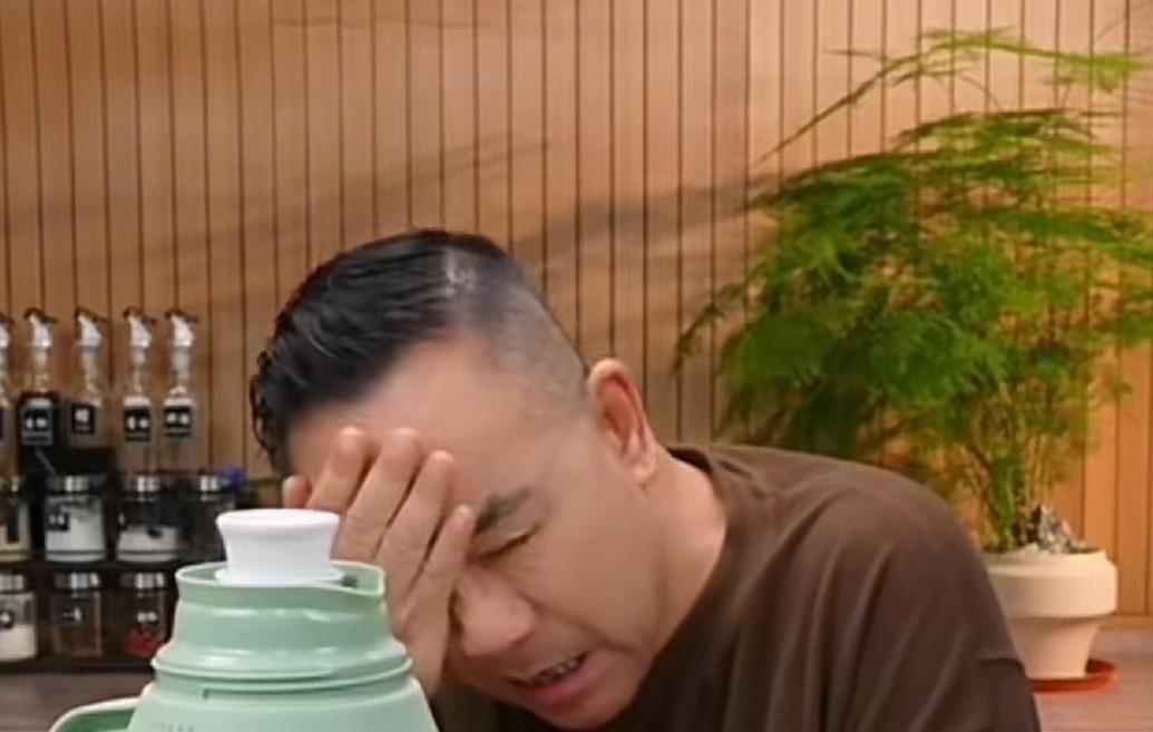 #秋日生活打卡季#杨议：你问这个干嘛？怪闹心的。
杨议，在去年的“七月风波”中，
