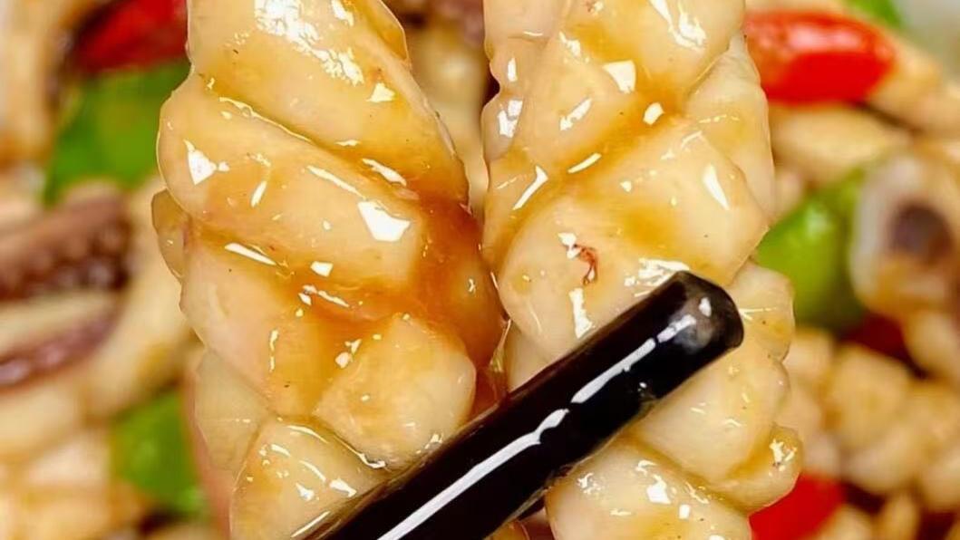 荷兰豆炒鱿鱼：鲜香脆嫩的美味组合