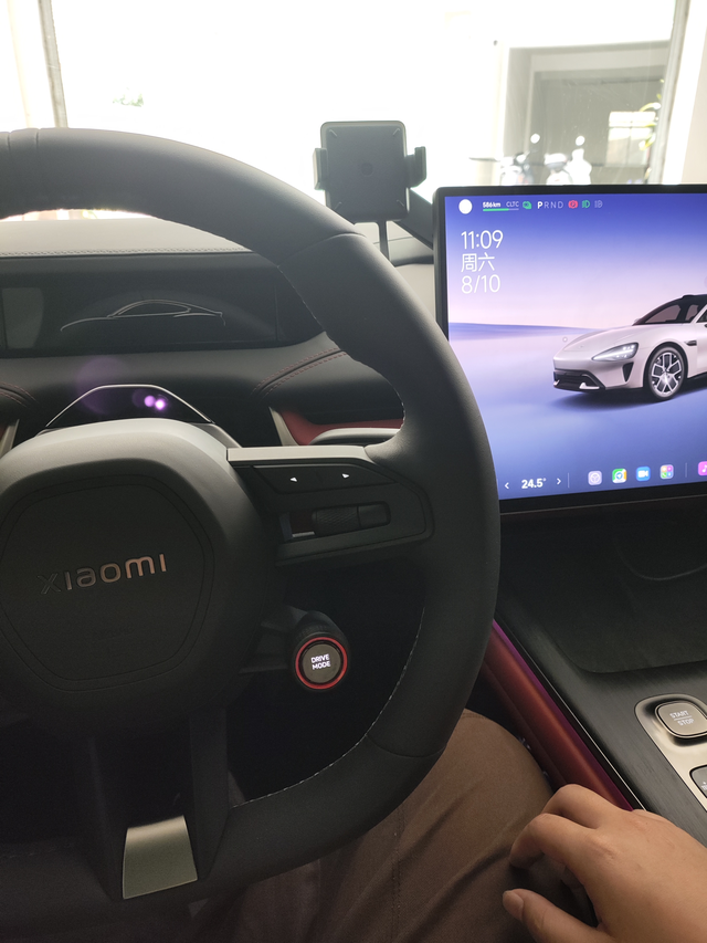 家里出全款和保险和维修
已经提车了，提前享受退休生活