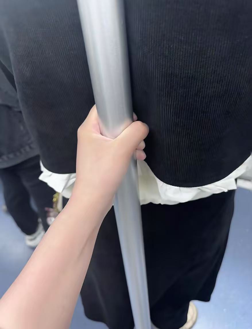 我该怎么办？她是有软骨病吗？