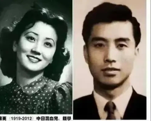 李双江年轻时真是帅，第一张是他和老师蒋英，第二张是1964年他和母亲、老师喻宜萱