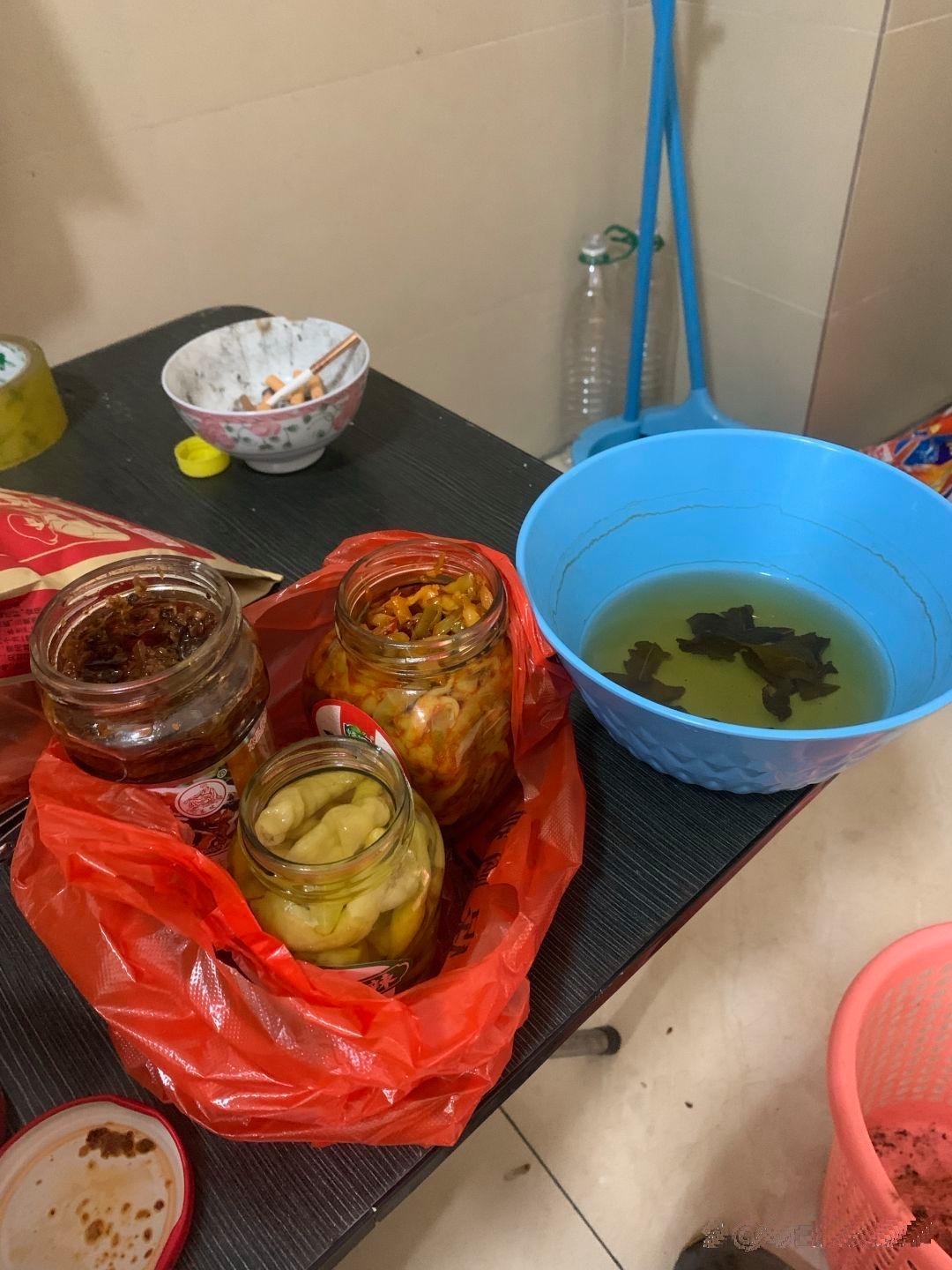 你对这三菜一汤还满意吗？