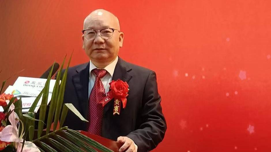 唐忠球——年度艺术盛典·荣誉绽放