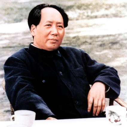 毛主席年轻时，主张一个人要有奇特的性格，不然就会“泯然众人矣”，于是收获了“毛奇