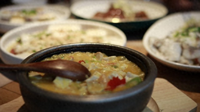 降温警告！这4道冬日硬菜端上桌，暖身解馋，全家人都抢着吃