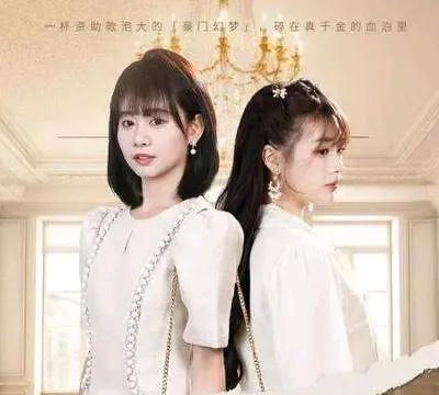 在这个充满压力的时代，家长对孩子的期望似乎从未如此沉重。一位高三女学生的故事，让
