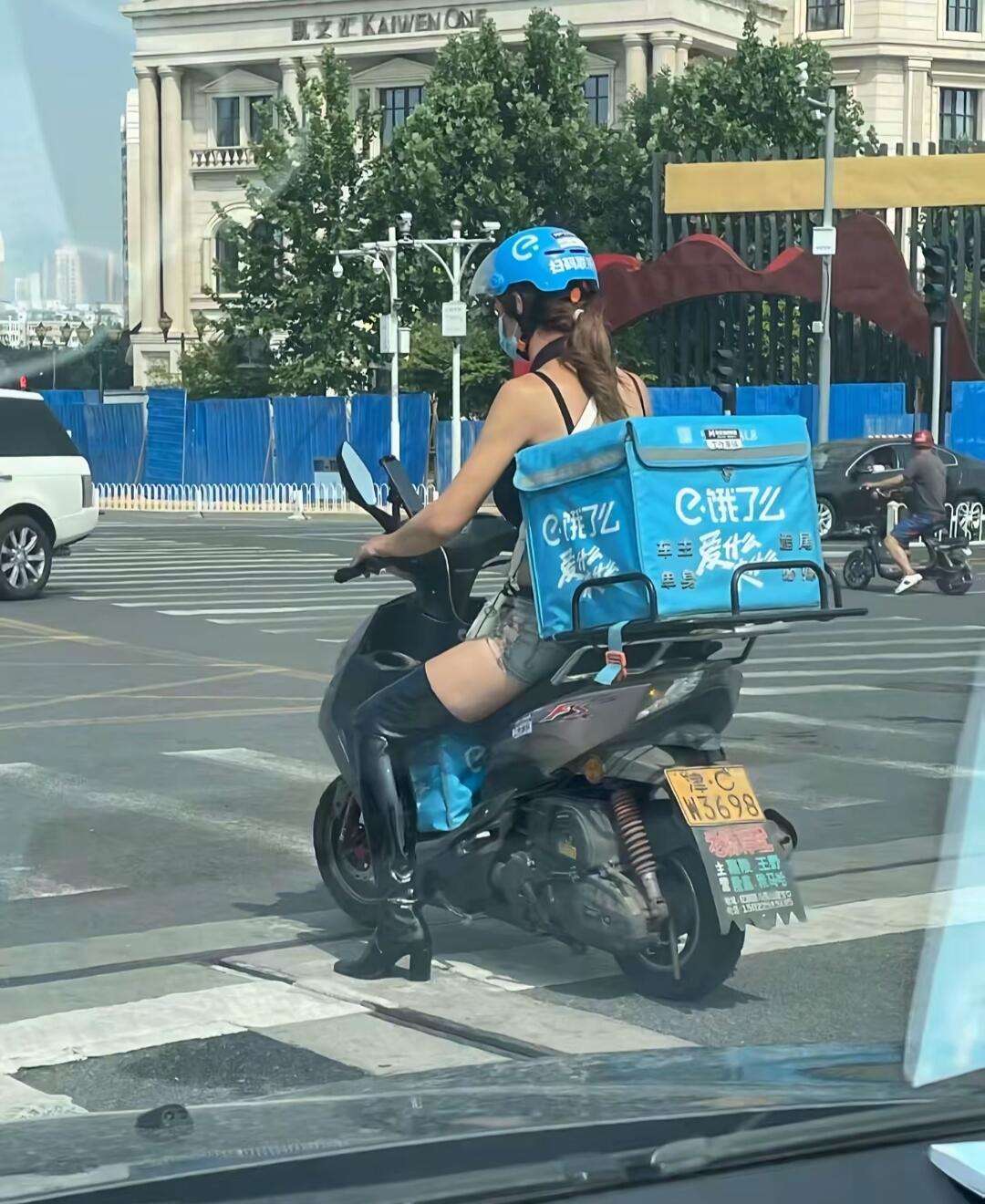 现在外卖行业这么卷了吗？