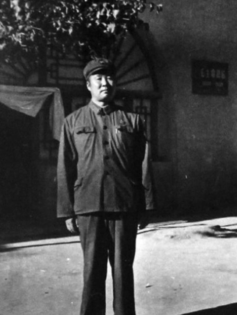 1979年，160师师长张志信让独子当侦察兵，妻子知道后，一通电话打到了前线：“