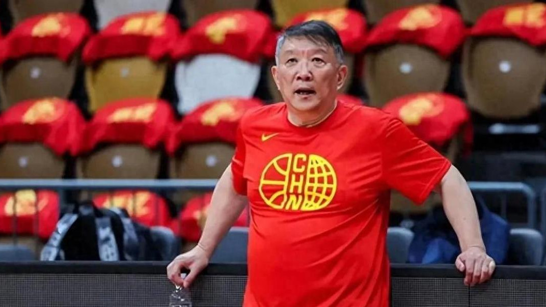 再集训难解！四核心无人接班，张子宇未被用好