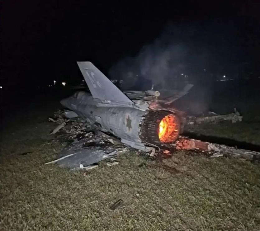 伊朗终于扬眉吐气，公布击落F-35铁证，导弹击中以军国防部大楼。

伊朗在以色列