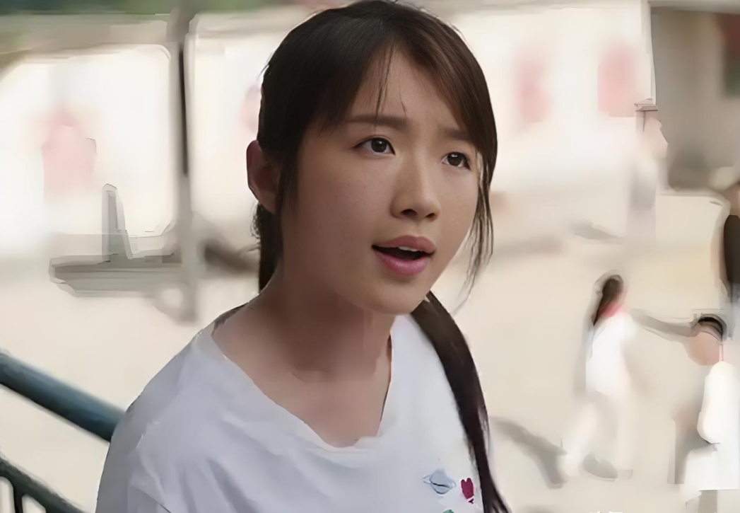长得丑演技烂，捧不红的“资源咖”终于露馅