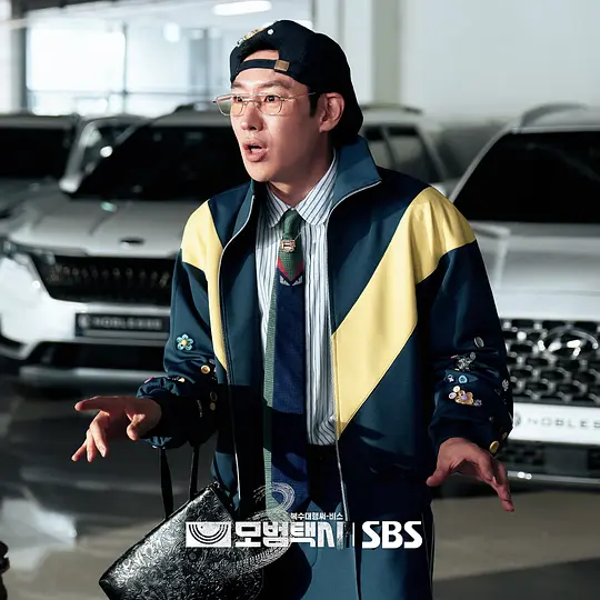   《模范出租车3》真的有好看的！第一季也看过，剧情很现实，揭露了韩国现实社会生